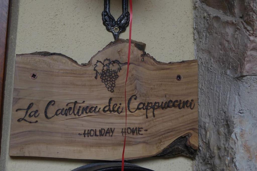 La Cantina Dei Cappuccini Спелло Экстерьер фото
